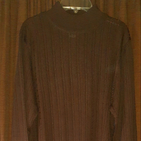 Jennifer Moore - Picture 1 of 3